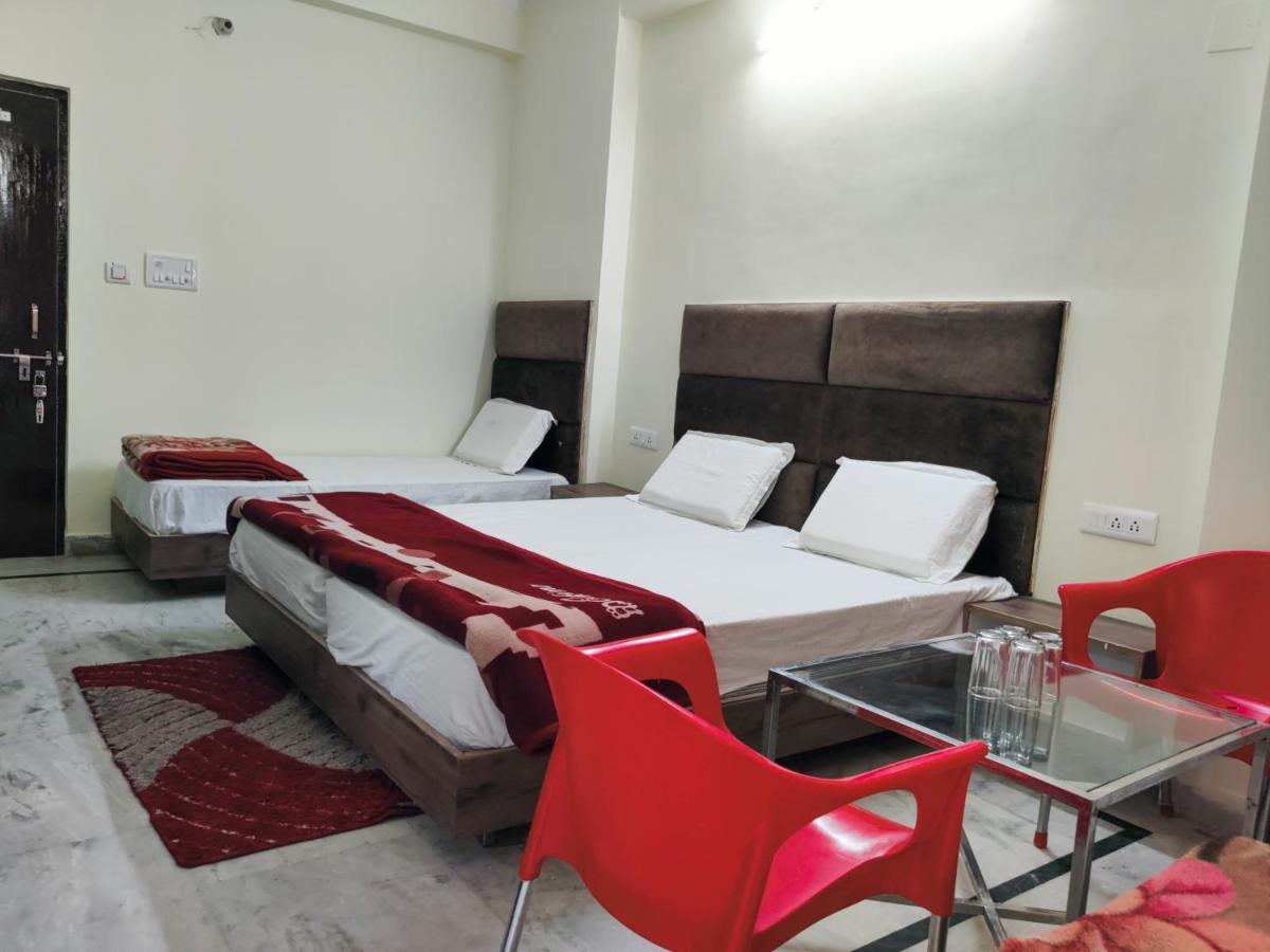 Hotel Orange Classic Rishīkesh Exteriör bild